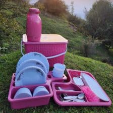 سرویس مسافرتی 70 پارچه 6 نفره پونا پلاست ا Travel service 70 pieces Poona Plast 11 پک مسافرتی 70 پارچه